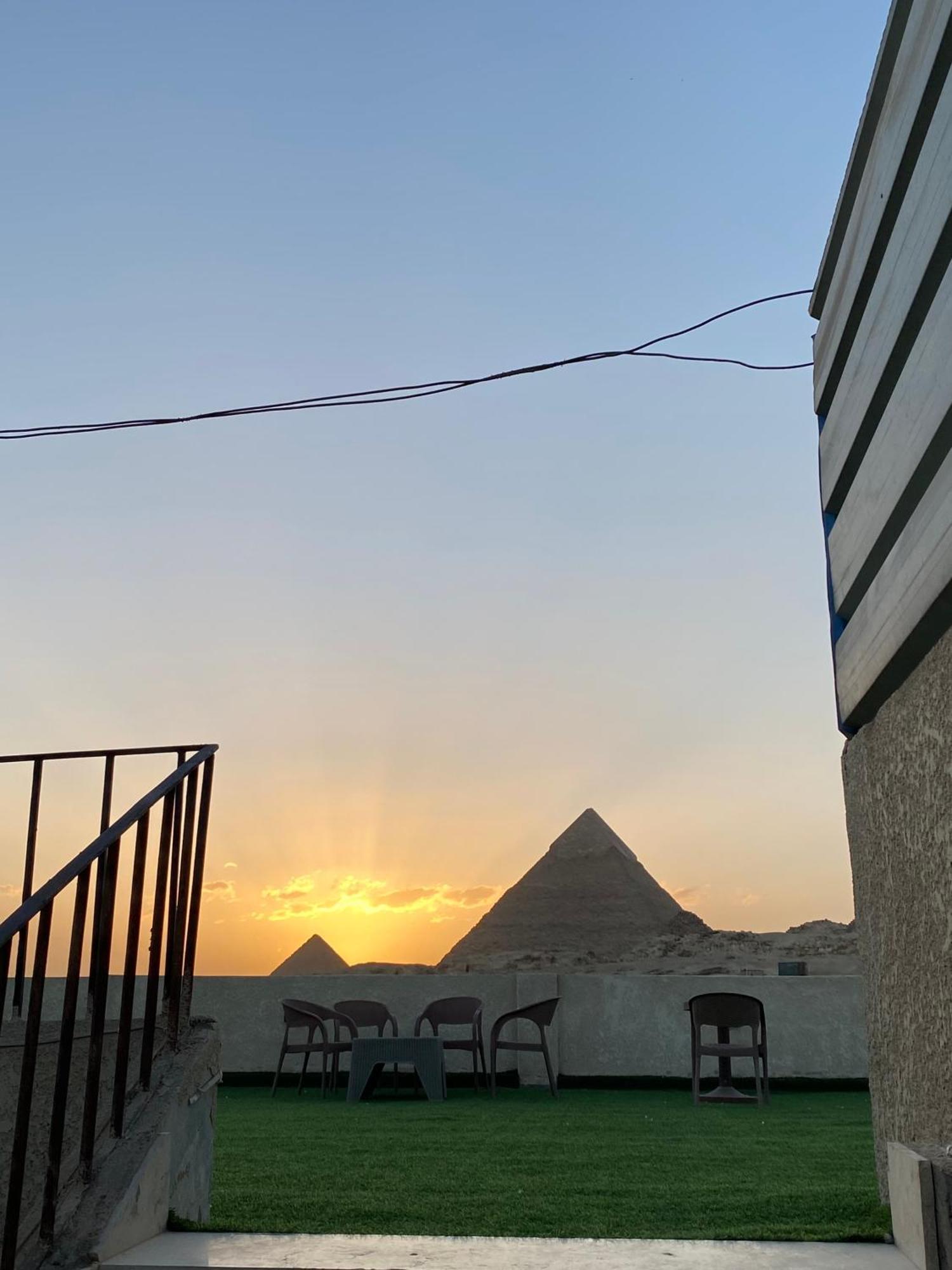Isis Pyramids View Inn Kafret el-Gabal Exterior foto